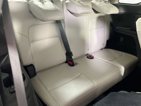 Used 2023 Nissan Pathfinder SL w/ SL Premium Package image 28