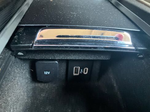 Used 2021 Lincoln Corsair Standard AWD w/ Premium Package image 32