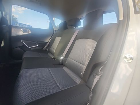 Used 2023 Kia Soul LX image 9