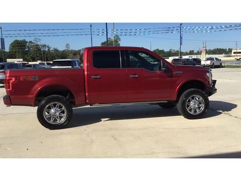 Used 2015 Ford F150 Platinum w/ Equipment Group 701A Luxury image 9