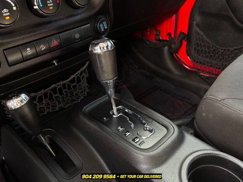 Used 2015 Jeep Wrangler Unlimited Sport w/ Quick Order Package 24S AWD/4WD image 15