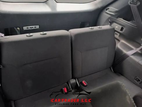 Used 2022 Mitsubishi Outlander ES FWD image 26