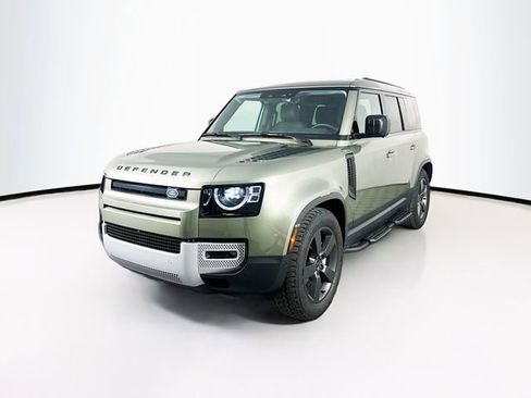 Used 2025 Land Rover Defender 110 S image 1