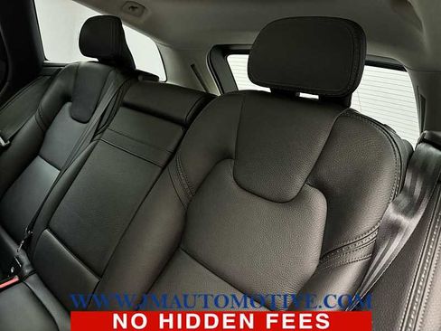 Used 2019 Volvo V90 T5 Cross Country w/ Protection Package Premier image 16