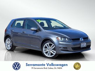 Used 2015 Volkswagen Golf 4-Door FWD video 1