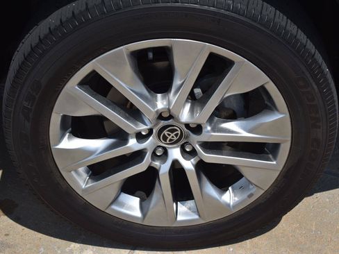 Used 2024 Toyota RAV4 Limited w/ Weather Package AWD/4WD image 14