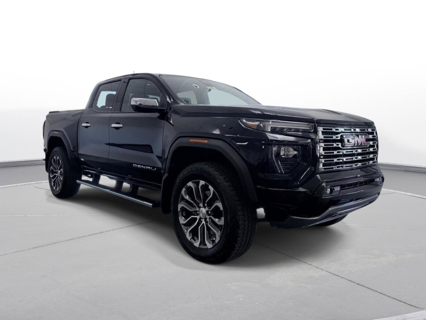 Used 2023 GMC Canyon Denali AWD/4WD image 10