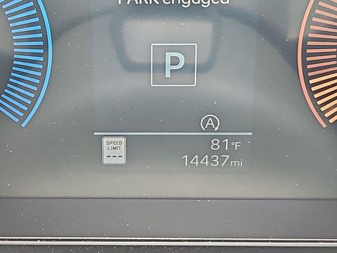 Used 2026 Hyundai Santa Fe SEL FWD image 18