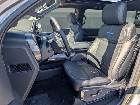 New 2025 Ford F150 Platinum w/ Equipment Group 702A High image 4