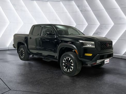 Used 2023 Nissan Frontier PRO-4X w/ Pro Convenience Package image 1