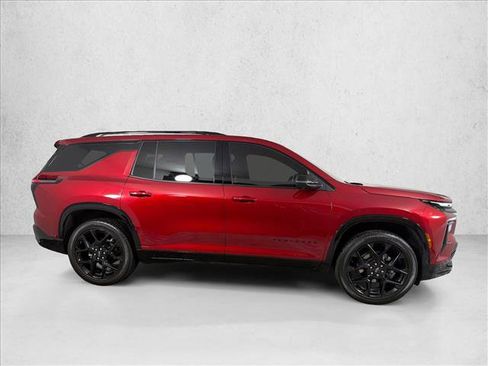 Used 2024 Chevrolet Traverse RS AWD/4WD image 4