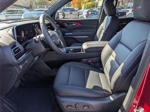 New 2026 Chevrolet Traverse Z71 image 15