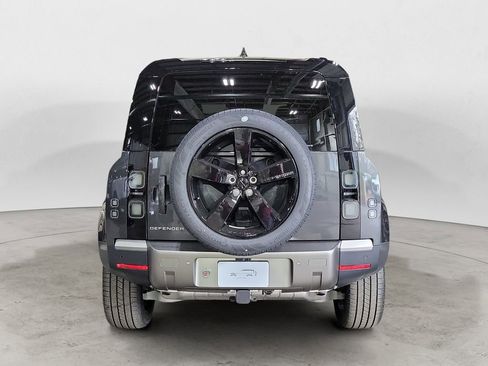 New 2026 Land Rover Defender 110 S AWD/4WD image 4