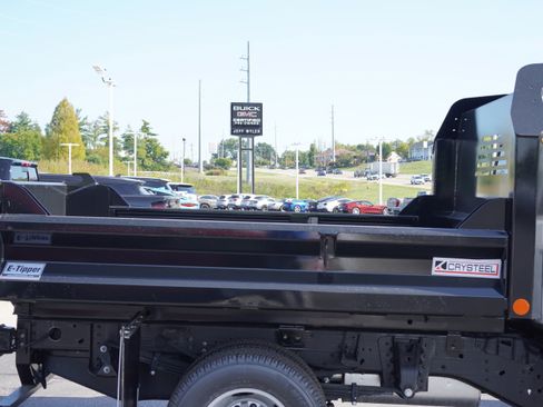 New 2025 GMC Sierra 3500 Pro w/ Convenience Package image 8