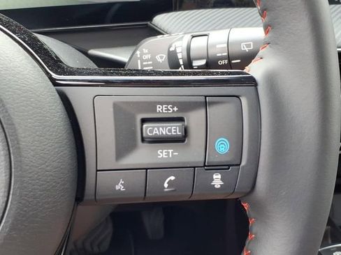 New 2026 Nissan Kicks SR w/ SR Premium Package AWD/4WD image 24