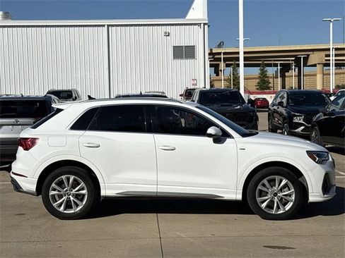 Used 2023 Audi Q3 2.0T Premium image 3