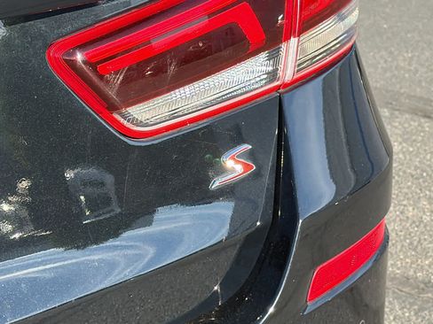 Used 2020 Kia Optima S FWD image 28