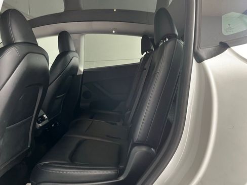 Used 2023 Tesla Model Y Long Range image 14