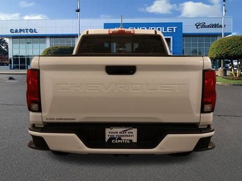 New 2026 Chevrolet Colorado LT image 3