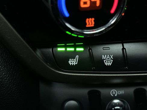 Used 2024 MINI Cooper Countryman S w/ Premium Package image 22