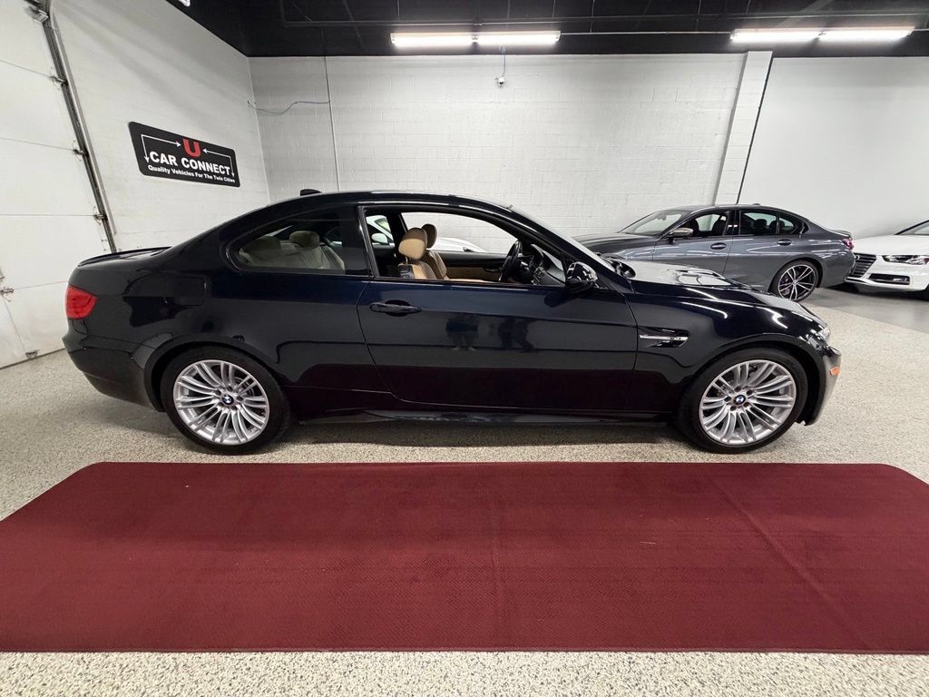 Used 2011 BMW M3 Coupe RWD image 6