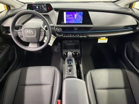 New 2027 Toyota Prius FWD image 29