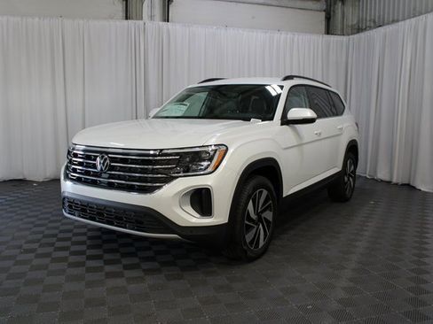 New 2026 Volkswagen Atlas SE image 25