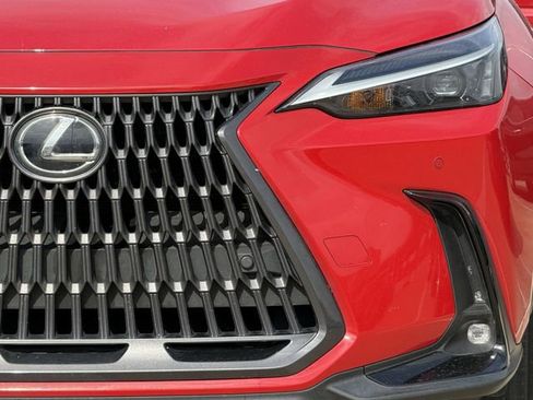 Used 2024 Lexus NX 250 FWD w/ Towing Package (2000 Lbs) image 8