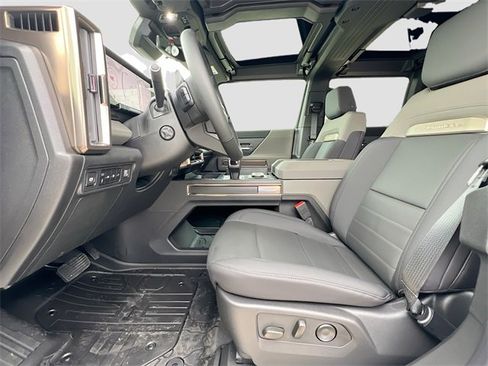 New 2025 GMC Hummer EV 2X image 15