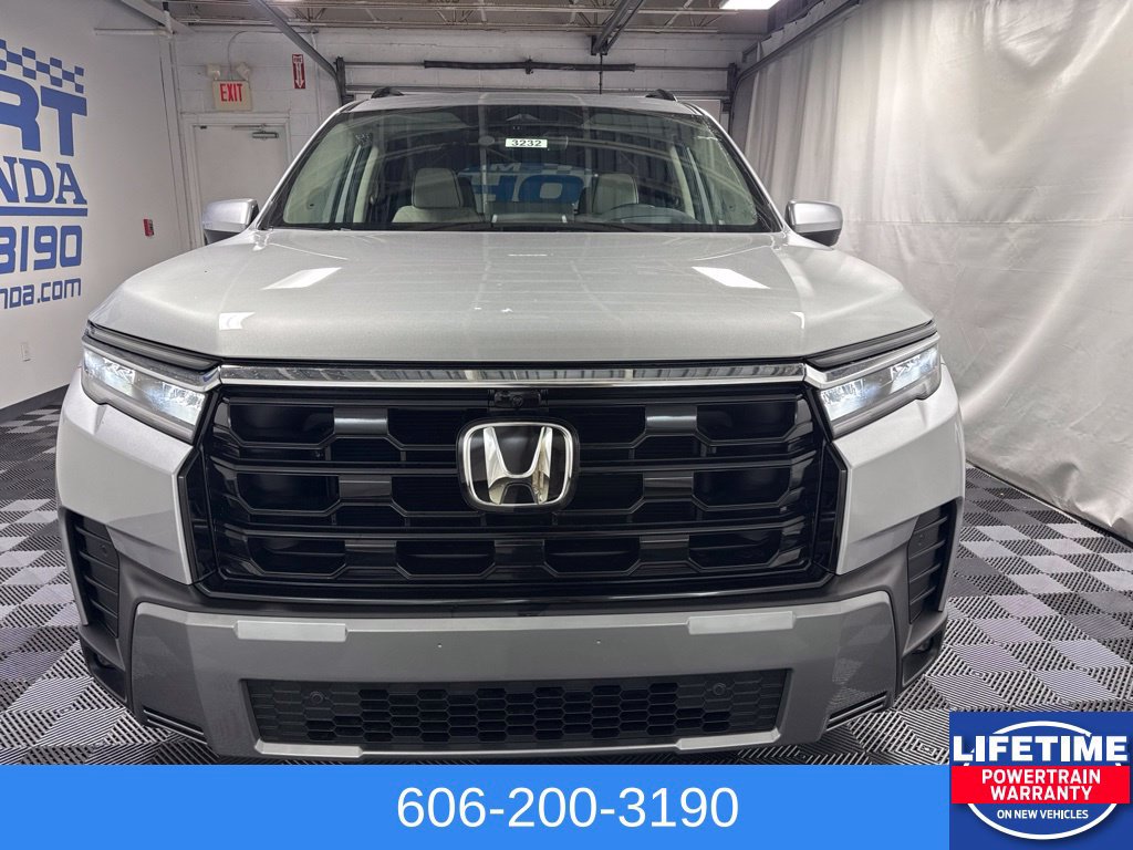 New 2026 Honda Pilot Elite image 2