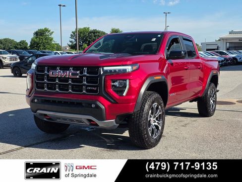 Used 2025 GMC Canyon AT4 AWD/4WD image 3