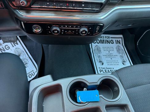 Used 2023 Chevrolet Silverado 1500 LT image 21