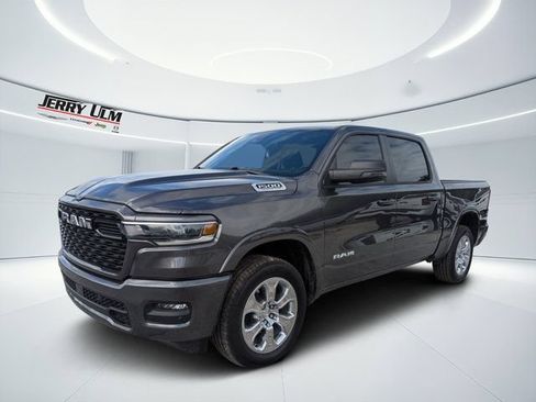 New 2026 RAM 1500 Big Horn AWD/4WD image 7