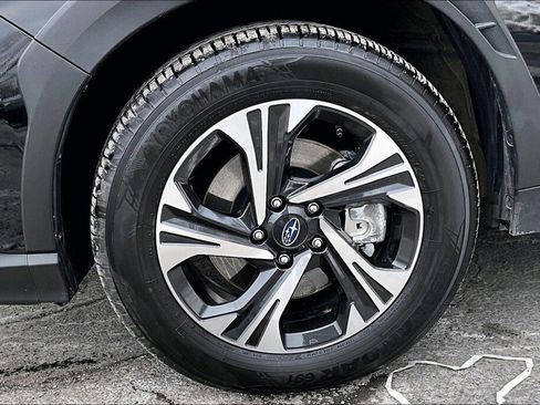 Certified 2024 Subaru Crosstrek 2.0i Premium image 17