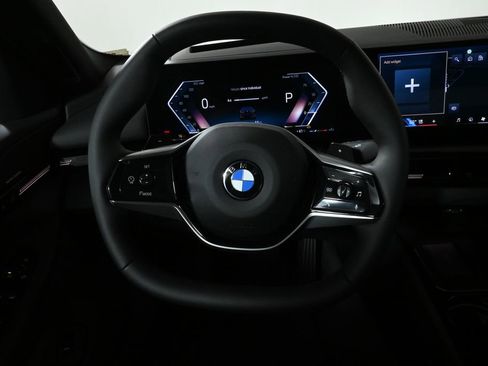 Used 2026 BMW 530i xDrive w/ Premium Package image 19