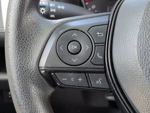 Certified 2022 Toyota RAV4 LE FWD image 23
