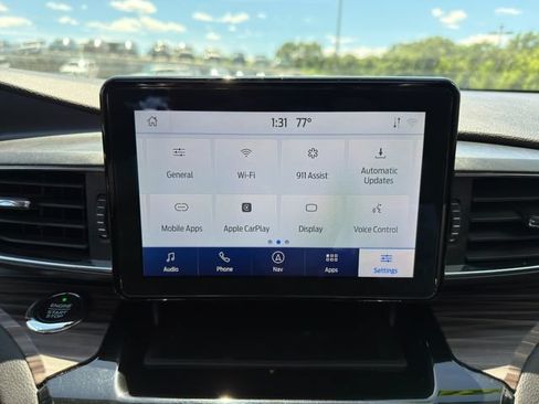 Used 2021 Ford Explorer Limited w/ Hybrid Equipment Group 310A RWD image 36