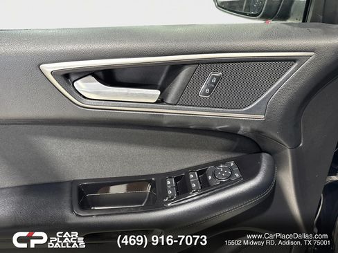 Used 2017 Ford Edge SEL w/ Class II Trailer Tow Package FWD image 16