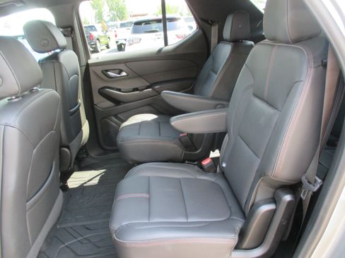 Used 2023 Chevrolet Traverse RS w/ LPO, Floor Liner Package AWD/4WD image 11