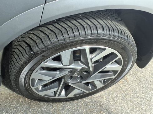 Used 2023 Hyundai Santa Fe Calligraphy AWD/4WD image 6