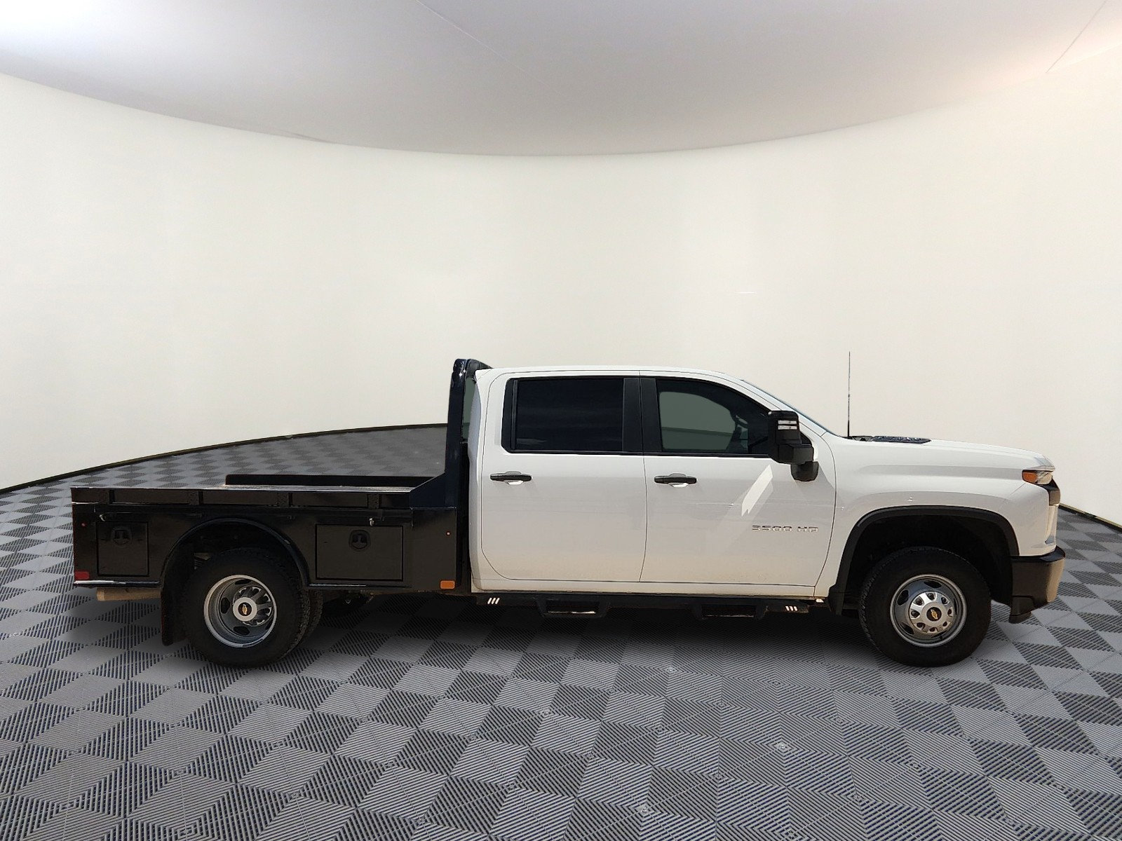 Used 2020 Chevrolet Silverado 3500 W/T w/ WT Convenience Package AWD/4WD image 5