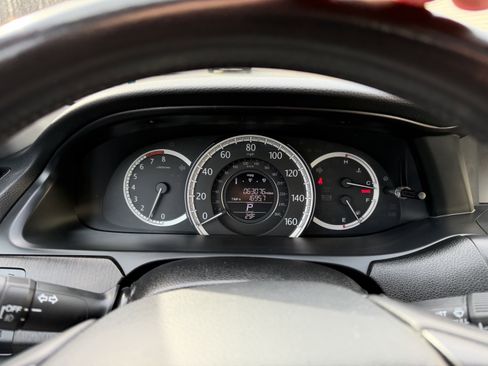 Used 2014 Honda Accord EX-L image 17