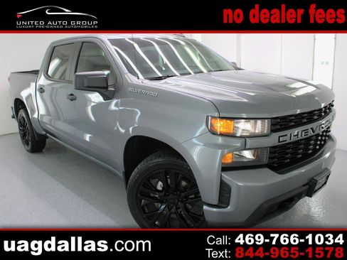 Used 2020 Chevrolet Silverado 1500 Custom w/ Custom Value Package image 1