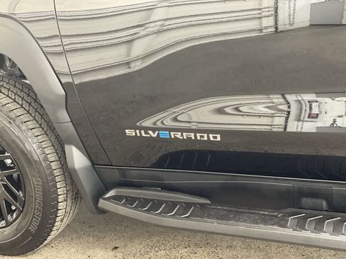 Used 2024 Chevrolet Silverado EV W/T image 10