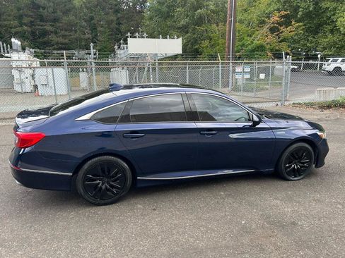 Used 2019 Honda Accord EX image 4