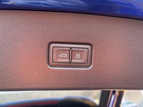 Used 2022 Audi Q5 2.0T Premium Plus w/ Premium Plus Package image 14