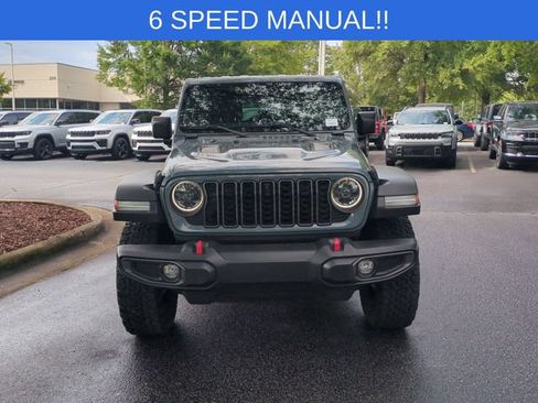 Used 2024 Jeep Wrangler Unlimited Rubicon w/ Technology Group AWD/4WD image 8