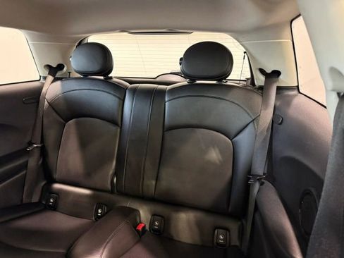 Used 2018 MINI Cooper 2-Door Hardtop FWD image 23