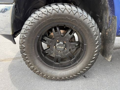 Used 2015 RAM 1500 ST w/ SXT Appearance Group image 32