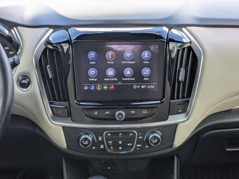 Used 2023 Chevrolet Traverse LT image 20